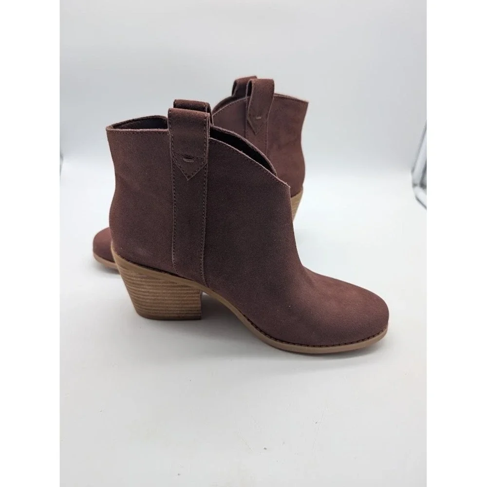 Toms constance ankle